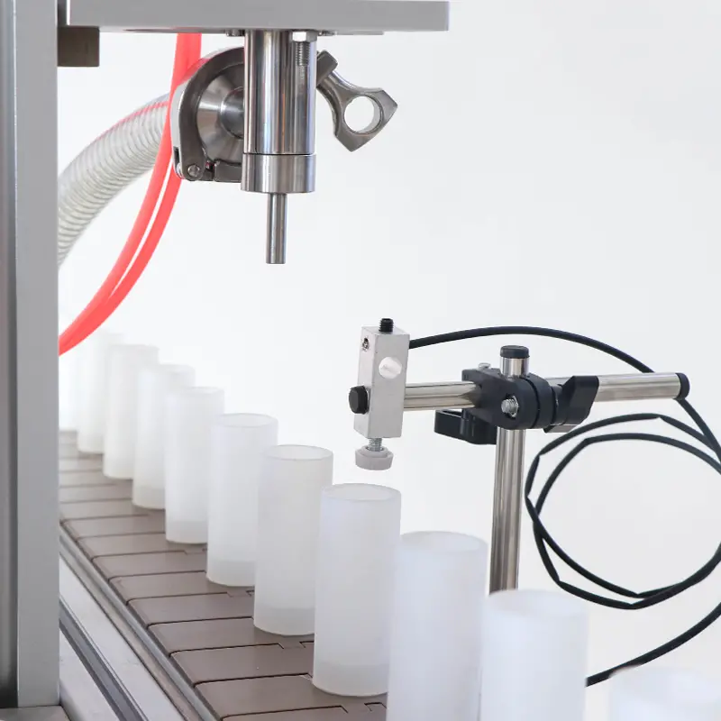 máquina llenadora de botellas