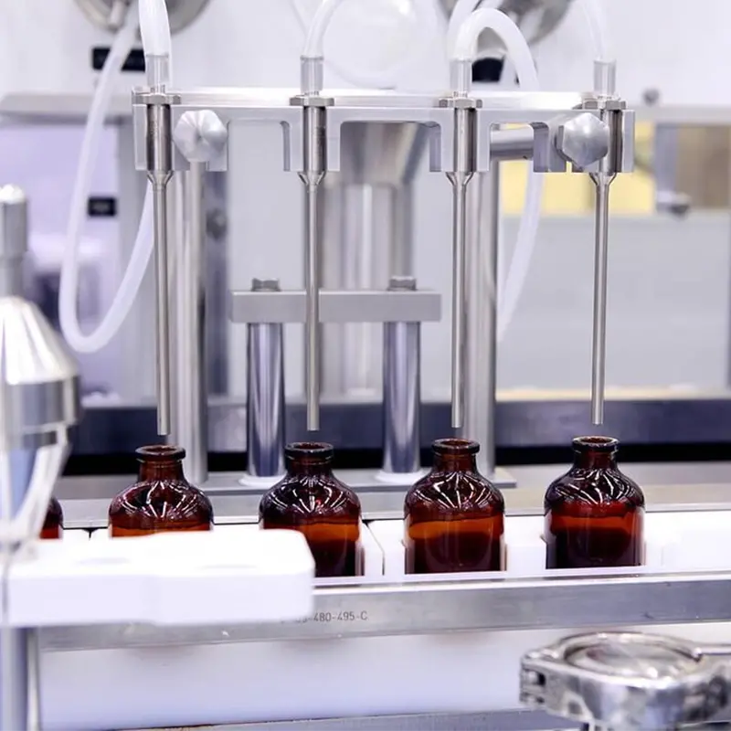 máquina llenadora semiautomática