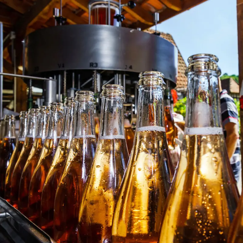 Máquina automática de llenado de botellas